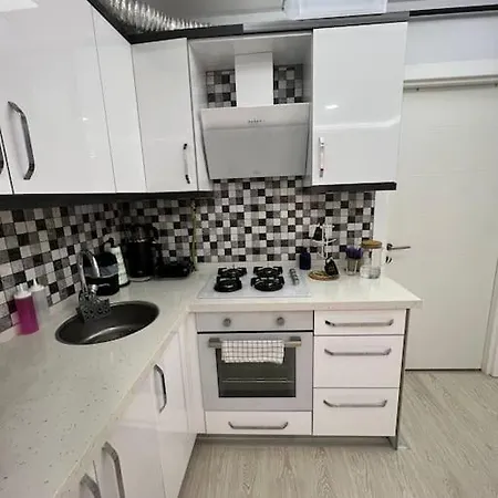 Muekemmel Konum ! Perfect Location! Διαμέρισμα