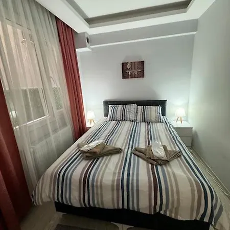 Muekemmel Konum ! Perfect Location! * Izmir