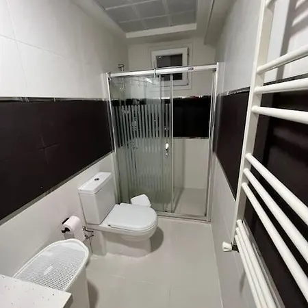 公寓 Muekemmel Konum ! Perfect Location! 伊兹密尔